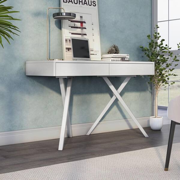 https://images.thdstatic.com/productImages/b3fcd1ed-55c7-4975-8561-027cdd896f66/svn/white-furniture-of-america-computer-desks-idf-dk419wh-44_600.jpg