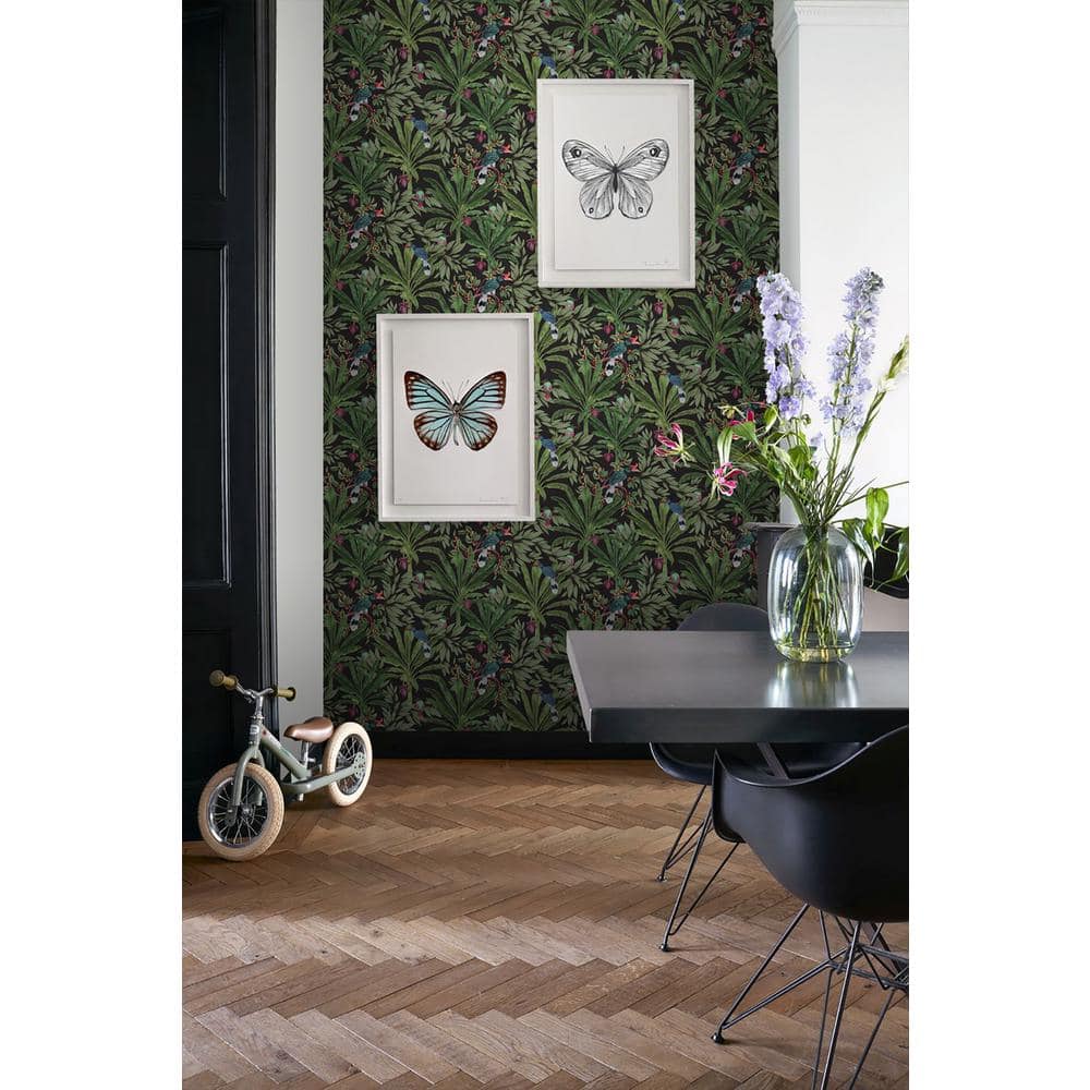 Carola Black Jungle Tropics Botanical Wallpaper, 20.9-in by 33-ft