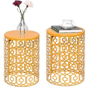 Metal Nesting Tables Round End Side Coffee Table Decorative Nightstands for Garden Outdoor in Yellow (Set of 2)