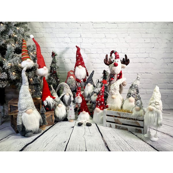  Bath Mat, Winter Snowflake Merry Christmas Gnomes