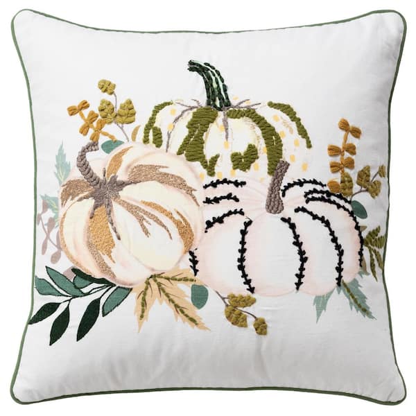Rizzy Home Harvest Ivory/Multicolor Pumpkins Cotton 20 in. x 20 in. Poly Filled Decorative Throw Pillow