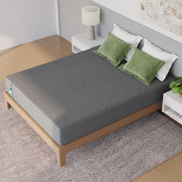 Novilla King Medium Memory Foam 14 in. Mattress, Cooling and