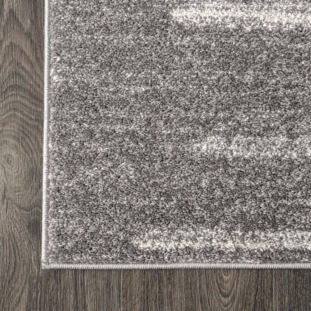 Bohemian Bliss Gray and Ivory Stripe 4' x 6' Synthetic Area Rug