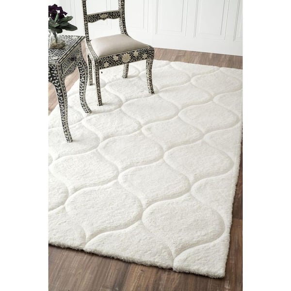 Elsha Trellis Shag White 4 ft. x 6 ft. Area Rug