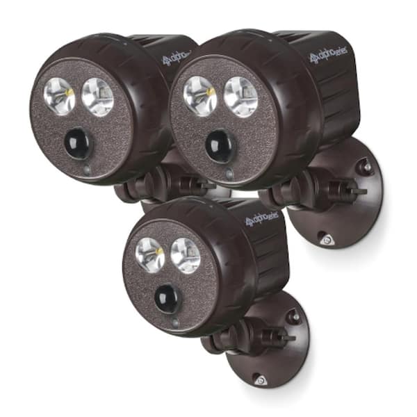 Swann Alpha Series 400 Lumens 180-Degree Motion Activated Spotlight with Red and Blue SwannForce Lights Plus Remote (3-Pack)