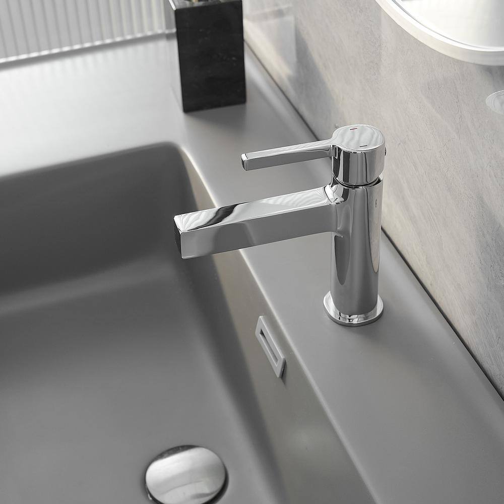 Polished Chrome Single Handle Modern Bathroom Faucet