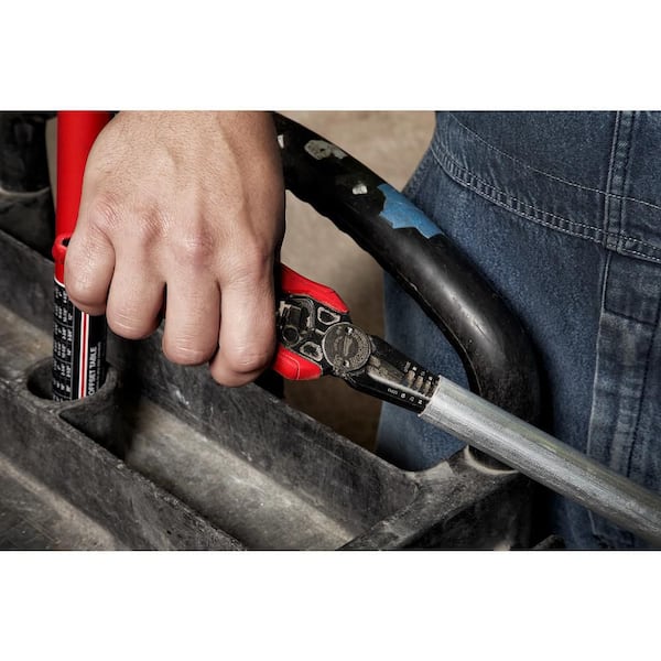 Milwaukee - 9 in. 7-in-1 High Leverage Combination Wire Stripper/Cutter Pliers