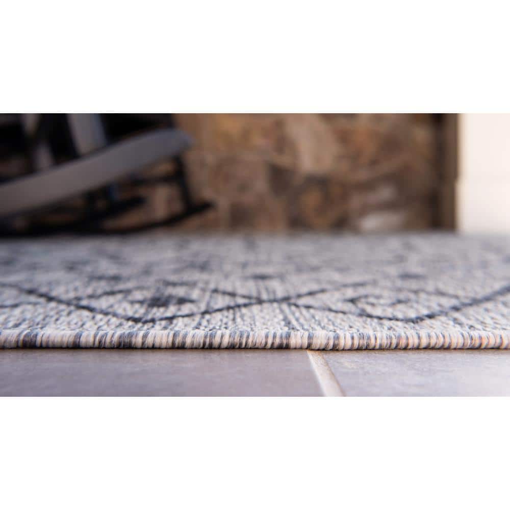 Light Gray/Blue Synthetic 4' x 6' Outdoor Trellis Rug