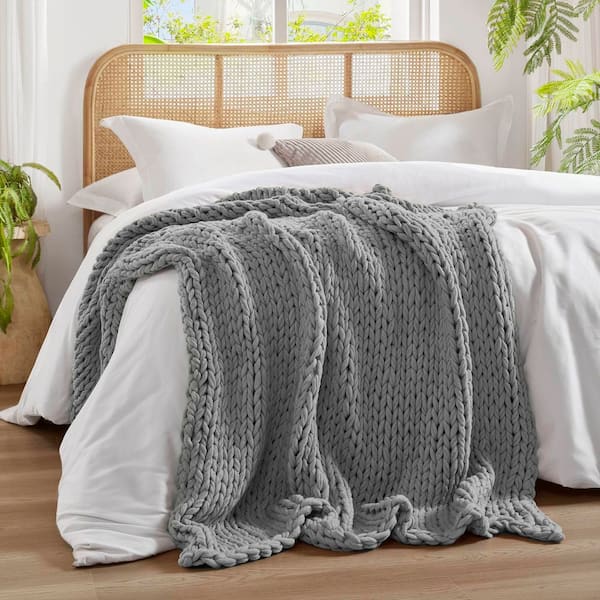 Madison Park Chunky Double Knit Grey 50 in. x 60 in. Handmade Throw Blanket
