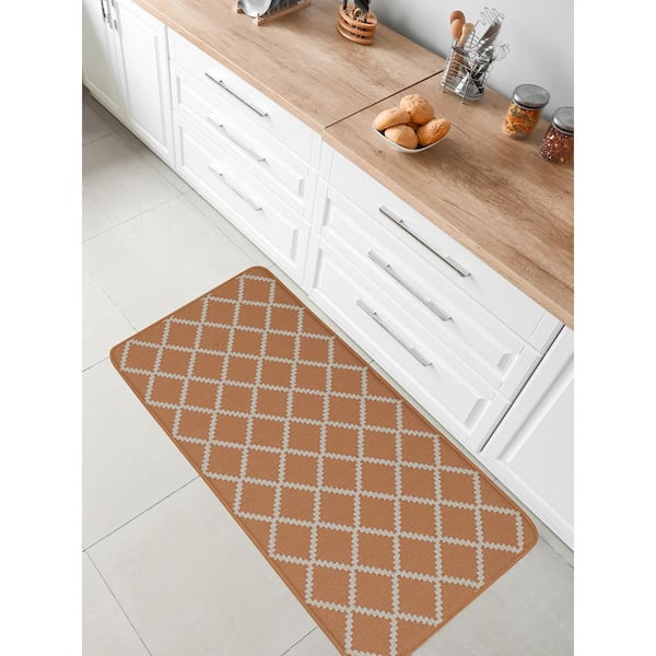 Home Dynamix Montclair Beige 19.7 in. x 31.5 in. Kitchen Mat 5