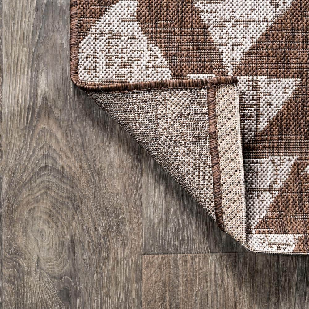 Moroccan-Inspired Mid-Century Modern Geometric Rug in Brown/Beige
