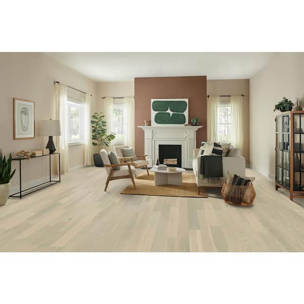Bruce Time Honored Sunkissed Latte Wh Oak 3/8 in. T x 5 in W T+G Wire Brushed Engineered Hardwood Flooring (26.58 sq. ft/ctn)
