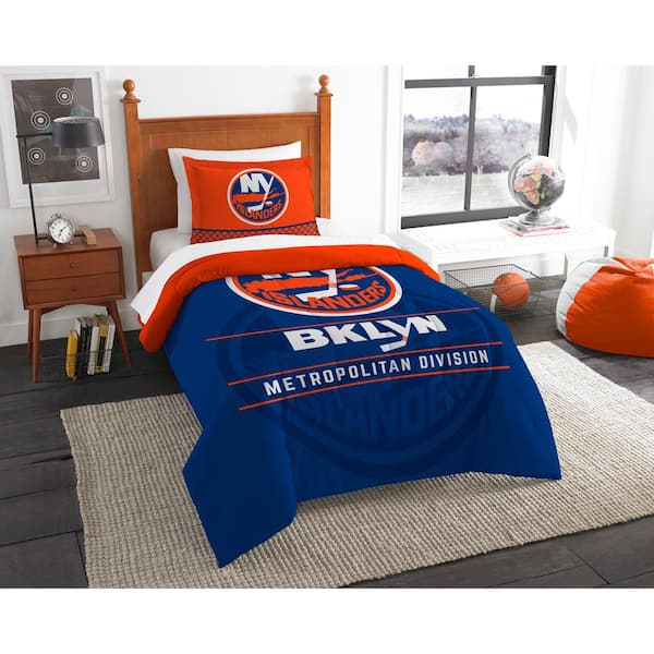 THE NORTHWEST GROUP Islanders Draft 2-Piece Multi-Color Polyester Twin Comforter Set