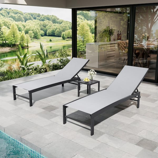3-Piece Outdoor Chaise Lounge Metal Lounge Chairs Set with Side Table 2-Stackable Chairs with Textilene in Light Gray