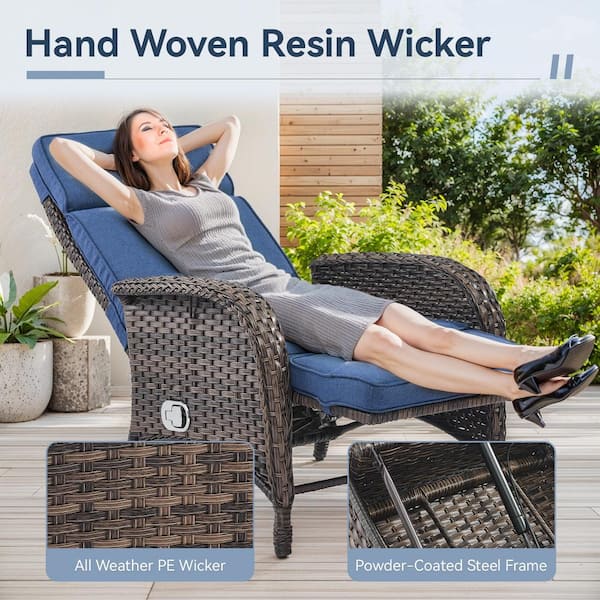 Brown 2-Piece Wicker Outdoor Recliner with Olefin Blue Cushions and Flat Armrests Patio Chaise Lounge Chairss