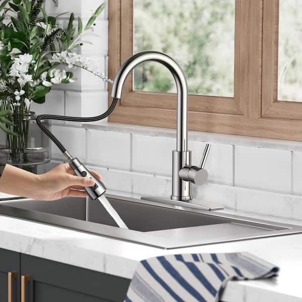 Single-Handle Kitchen Faucet with Pull Down Sprayer High-Arc Kitchen Sink Faucet with Deck Plate in Chrome