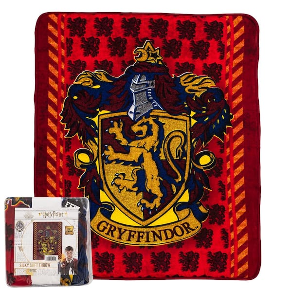 THE NORTHWEST GROUP Harry Potter Crimson Sigil Silk Touch Throw Blanket