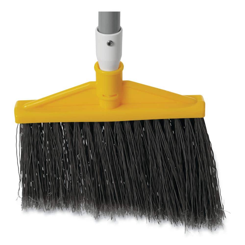 Rubbermaid Commercial Products Maximizer Push-to-Center Broom with