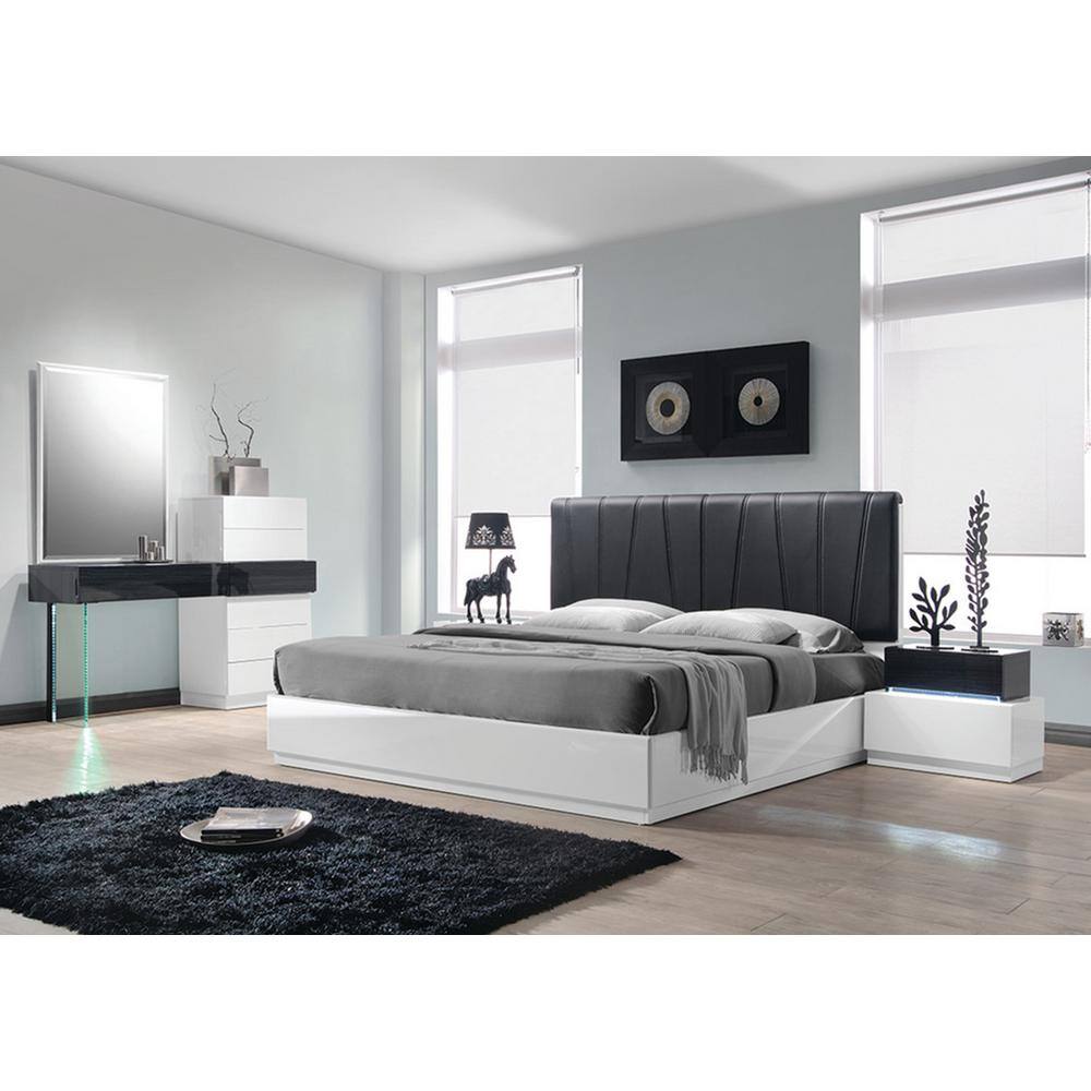 Queen Black Faux Leather Upholstered Wood Frame Bed