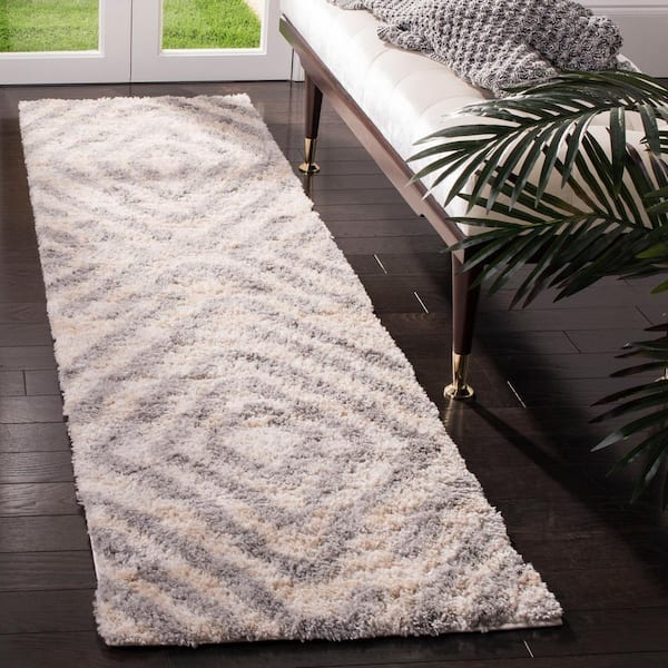 Berber Shag Cream/Gray 2 ft. x 8 ft. Medallion Diamond Geometric Runner Rug