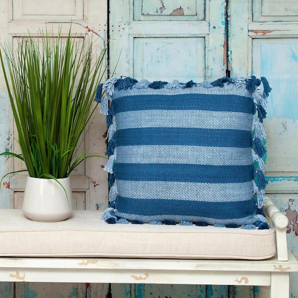 PARKLAND COLLECTION River Blue 20 in. x 20 in. Transitional Throw Pillow