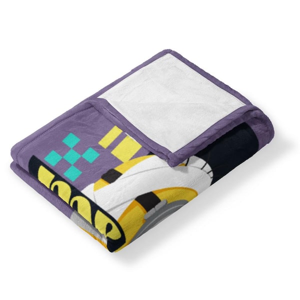 THE NORTHWEST GROUP Universal Despicable Me 4 Me Being Me Printed Cloud Throw, 50 x 60 inches