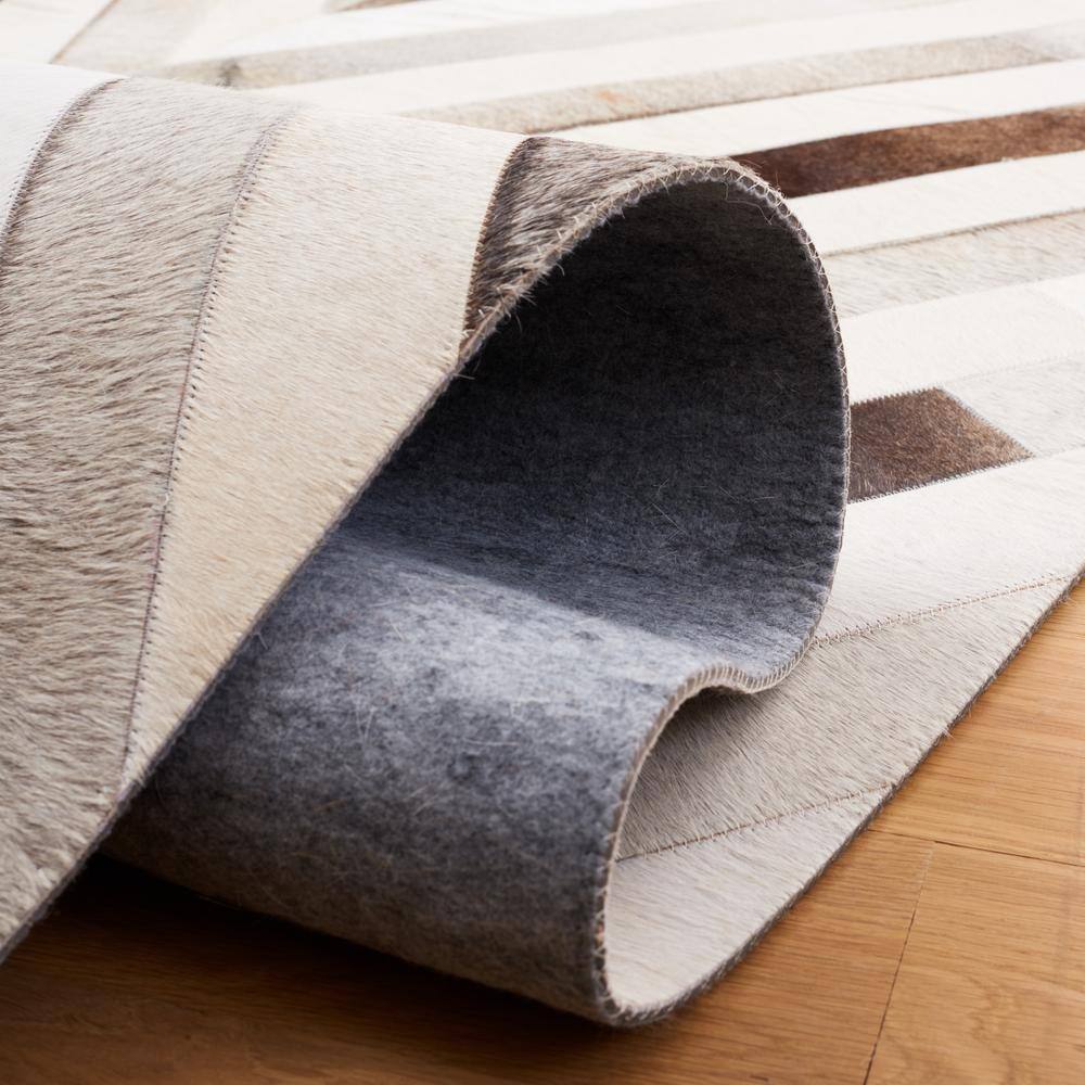 Handmade Gray Geometric Cowhide Square Rug, 5' x 8'
