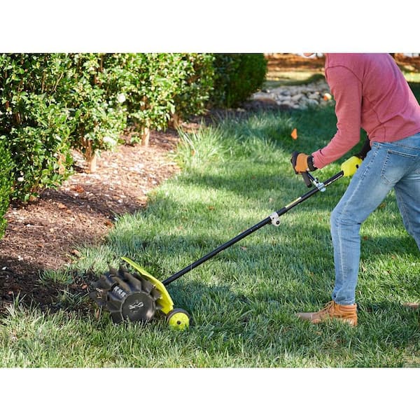 EXPAND-IT™ Sweeper Attachment - RYOBI Tools