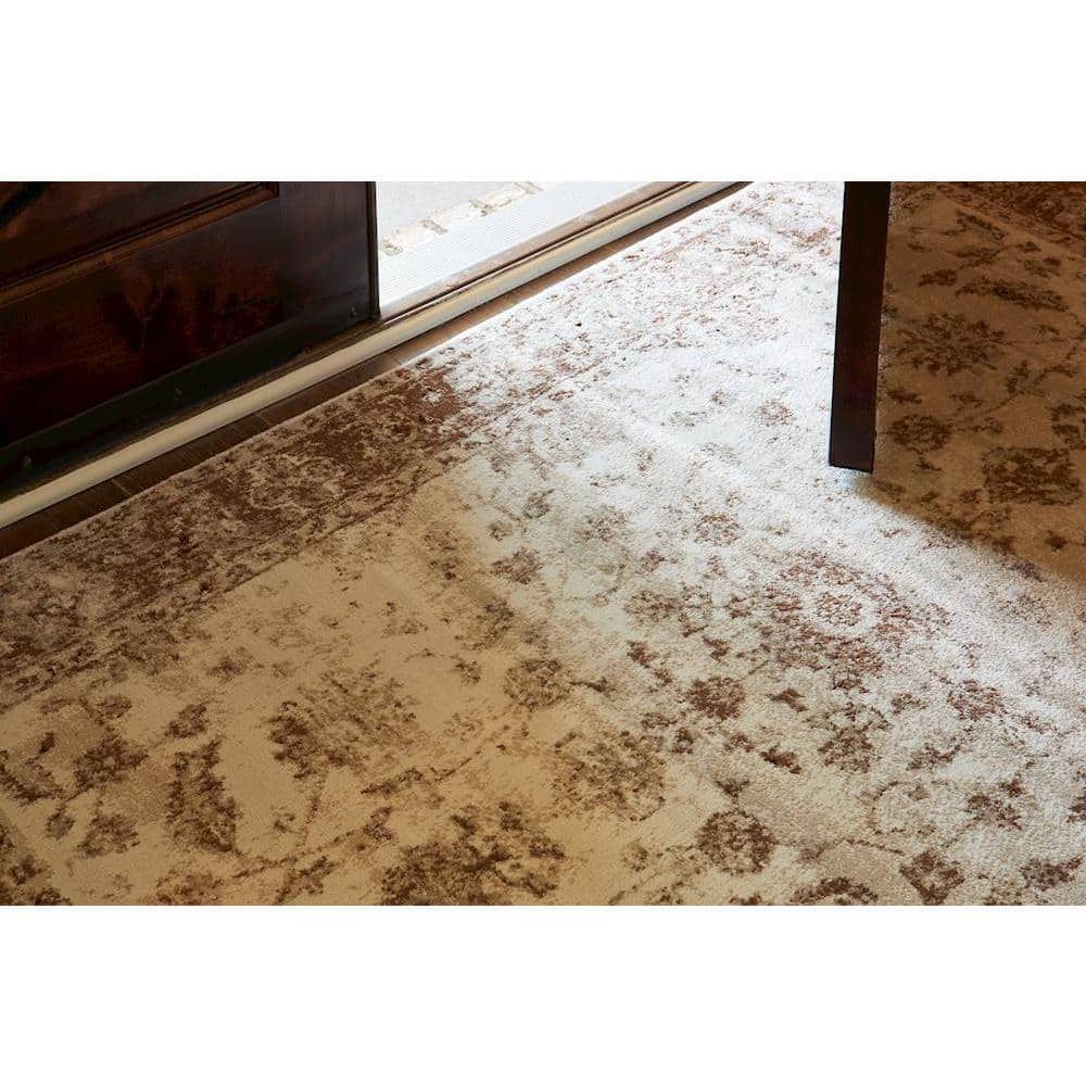 Elegant Ivory Floral Synthetic 2'x6' Indoor Runner Rug