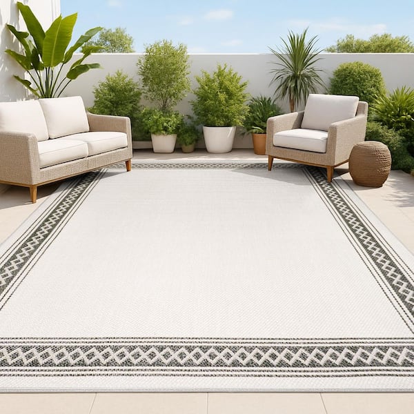 Lucia Classic Diamond Border Cream/Black 5 ft. x 8 ft. Indoor/Outdoor Area Rug