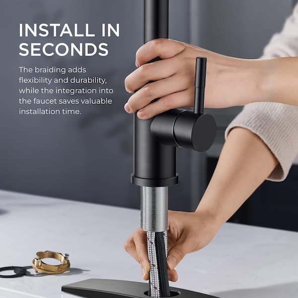 MTTCLE Single Handle Pull Down Sprayer Kitchen Faucet with Pull