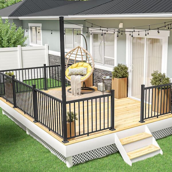 https://images.thdstatic.com/productImages/b515d1af-1271-4276-93f0-7153281d6fdb/svn/barrette-outdoor-living-deck-railing-systems-73043025-e1_600.jpg