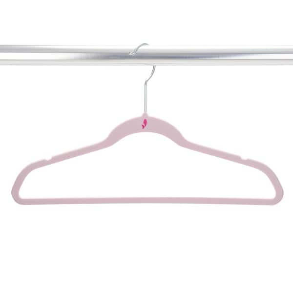 Pack of 60 velvet hangers - Matthews Auctioneers
