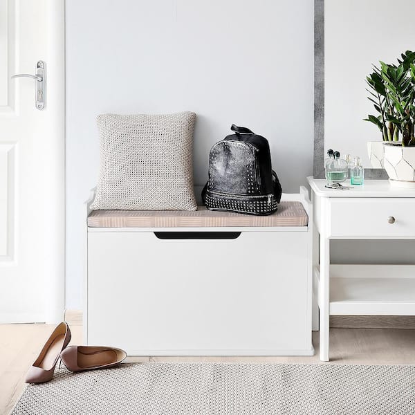 15.5 in. W White Kids Storage Chest with Cushion