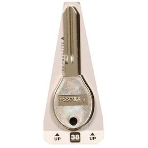 #38 Nissan Key Blank