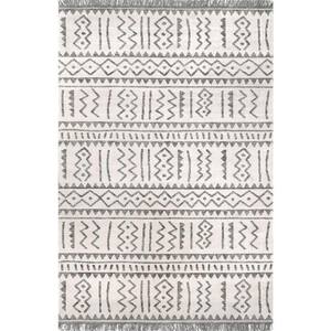 Gretchen Tribal Light Gray 7 ft. x 9 ft. Indoor/Outdoor Patio Area Rug