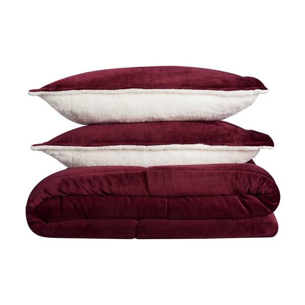 Serta Cozy Plush 3-Piece Red Solid Microfiber King Comforter Set