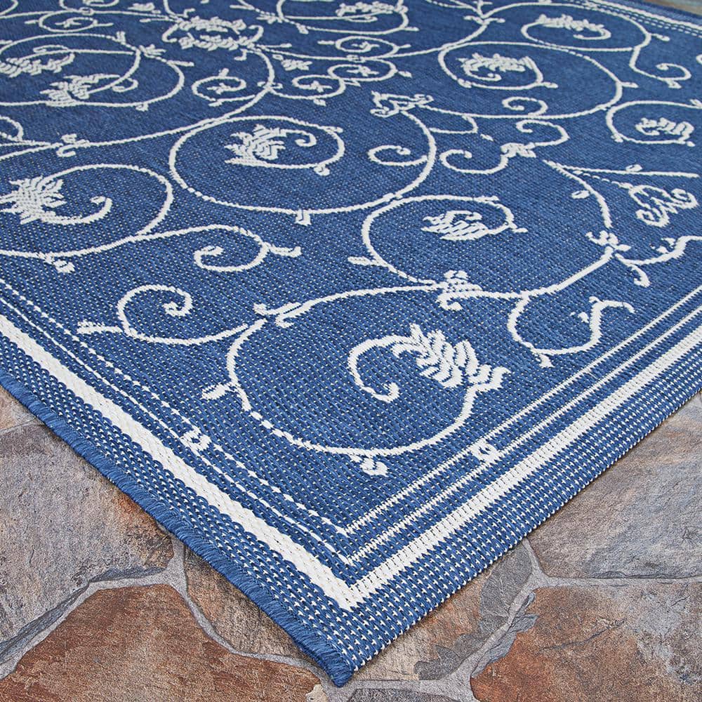 Elegant Ivory-Indigo Flatweave Synthetic Outdoor Rug, 3'9" x 5'5"