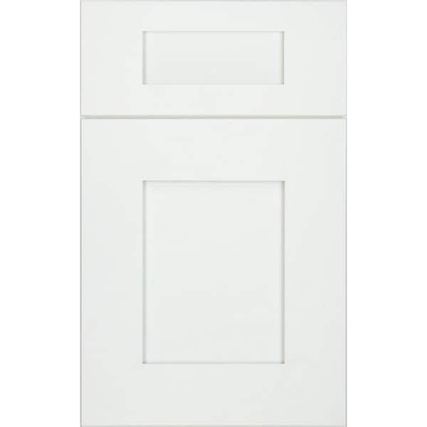 Hampton Bay 14x12 in. Torino Maple Cabinet Door Sample in White Icing Classic Paint