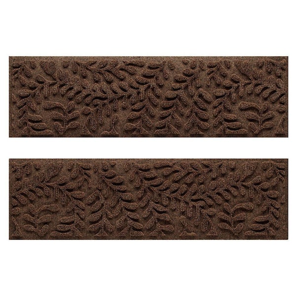Waterhog Boxwood 8.5 in. x 30 in. PET Polyester Indoor Outdoor Stair Tread Cover (Set of 4) Dark Brown