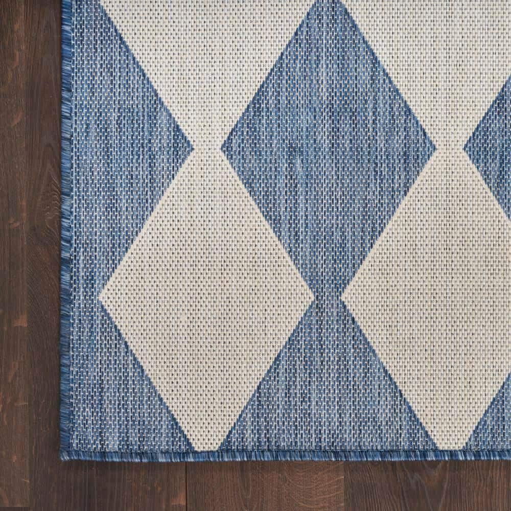 Navy Blue Diamond Pattern 6' x 9' Outdoor Rug