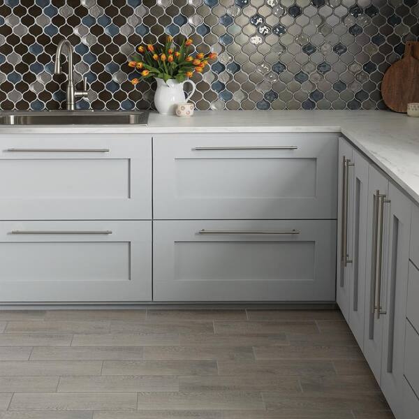 Trafficmaster Glenwood Fog 7 In X 20 In Ceramic Floor And Wall Tile 10 89 Sq Ft Case Gw09720hd1p2 The Home Depot