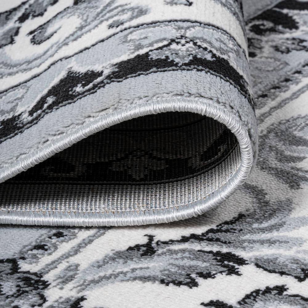 Light Gray and Cream Synthetic Reversible 4' x 6' Area Rug