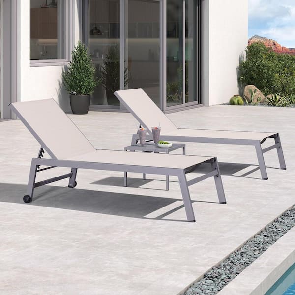 PURPLE LEAF Aluminum Light Grey Frame Metal Outdoor Patio Chaise Lounge with Side Table and Wheels Extra Large, Beige