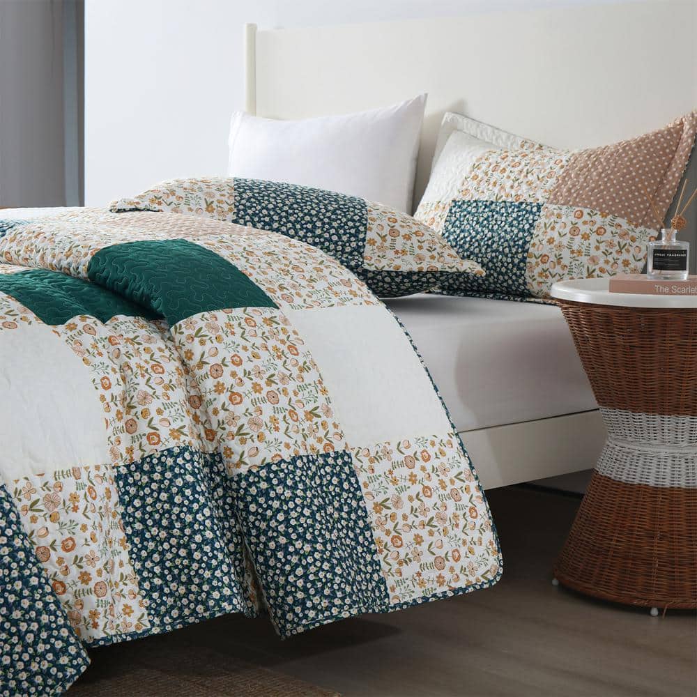King Size Cotton Patchwork Quilt Set in Brown and Multicolor