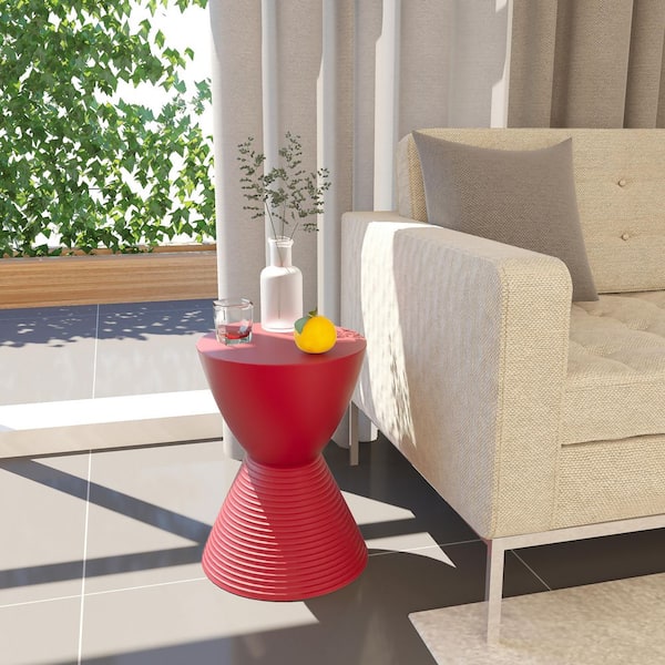 Leisuremod Boyd 11.75 in. W Red Modern Round Plastic Accent Contemporary Lightweight Side End Table