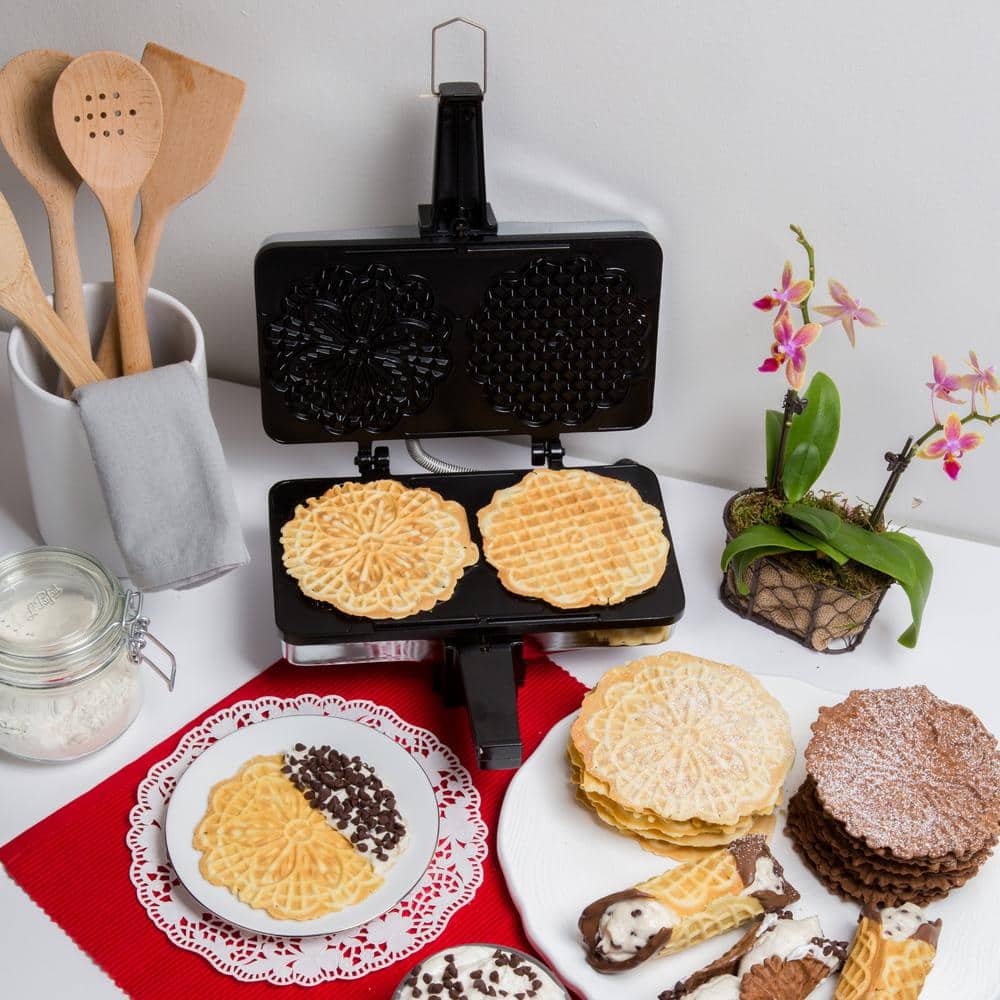 https://images.thdstatic.com/productImages/b5b9c40a-771c-4b0f-b61c-f987046b1f52/svn/black-cucinapro-waffle-makers-220-05ns-31_1000.jpg
