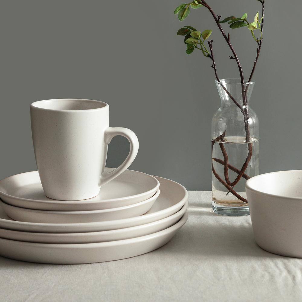 Snow White Ceramic 16-Piece Dinnerware Set for 4