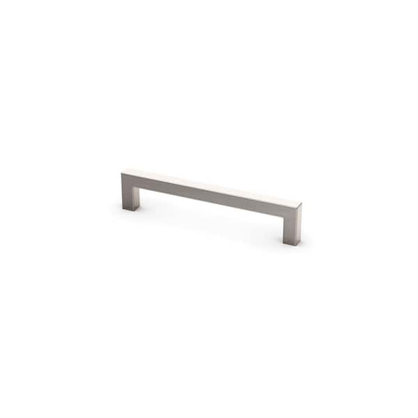 SIMPLY WOODMARK PRO Shaker Full Overlay 5.4375 in. W x 1.1875 in. D x 1.03125 in. H Tempo Pull in Satin Nickel