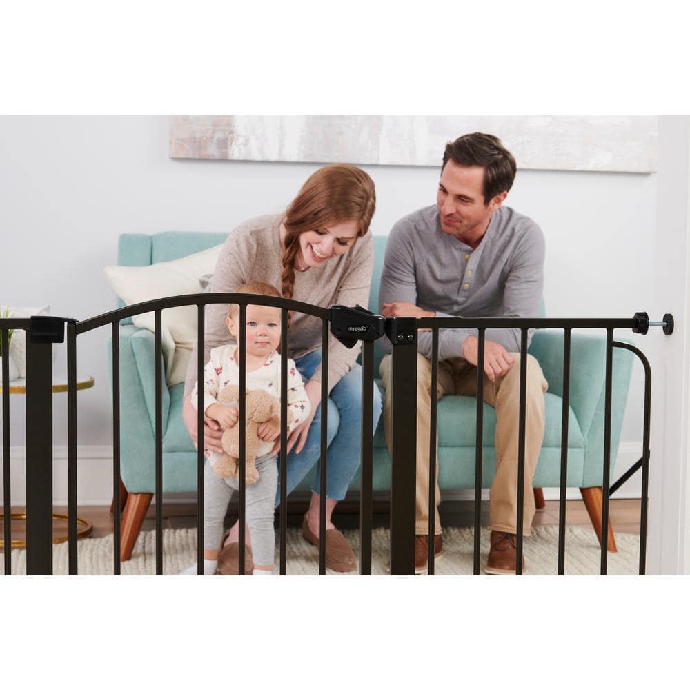 Black Metal Extra Wide Retractable Safety Gate